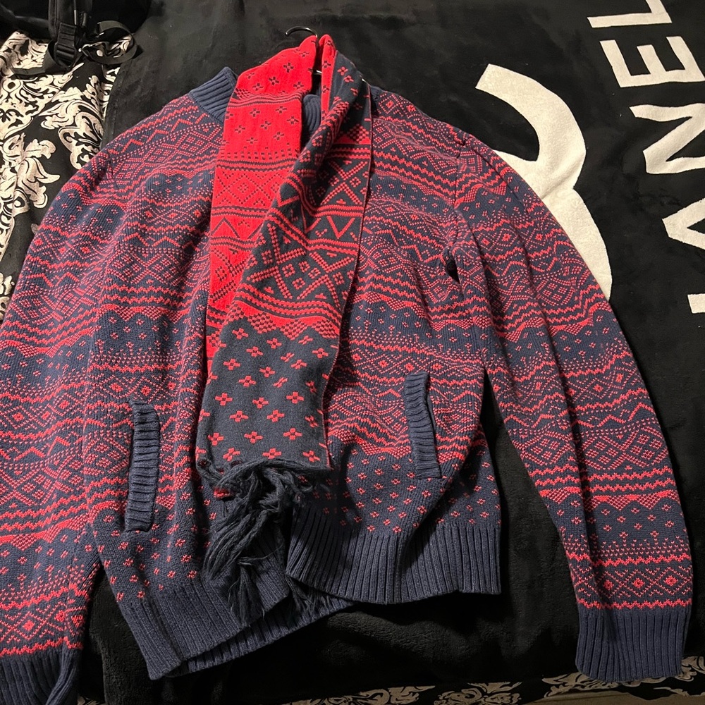 LRG Sweater and LRG Scarf 3XL.